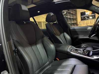 BMW X7 AHK M Sport Pano Laser 7-Sitzer HUD 22"LM