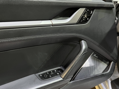 Porsche 911 Carrera 4S LED PDC Burmester PASM Sport-Auspuff 