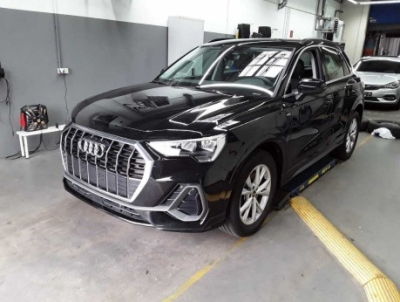 Audi Q3 45 TFSI*S-line*LED*SHZ-Navi*PDC*