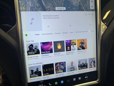 Tesla Model S 75D Komfort-Paket Autopilot Pano LED ACC