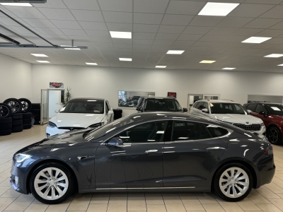 Tesla Model S 75D Komfort-Paket Autopilot Pano LED ACC