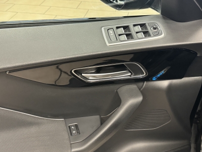 Jaguar F-PACE AWD*Black Pack*ACC*Navi*AHK*R.Cam*LED*