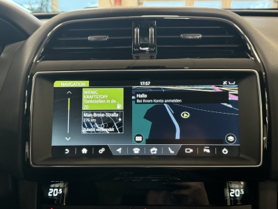 Jaguar F-PACE AWD*Black Pack*ACC*Navi*AHK*R.Cam*LED*