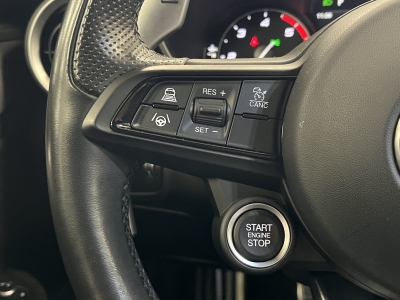 Alfa Romeo Giulia Veloce AWD Brembo*ACC*W-Paket*Leder*Navi*