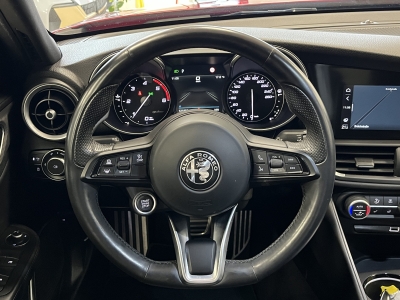 Alfa Romeo Giulia Veloce AWD Brembo*ACC*W-Paket*Leder*Navi*