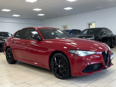 Alfa Romeo Giulia Veloce AWD Brembo*ACC*W-Paket*Leder*Navi*