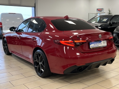 Alfa Romeo Giulia Veloce AWD Brembo*ACC*W-Paket*Leder*Navi*