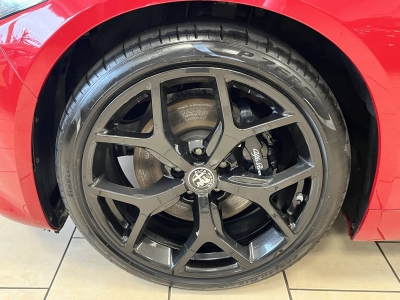 Alfa Romeo Giulia Veloce AWD Brembo*ACC*W-Paket*Leder*Navi*