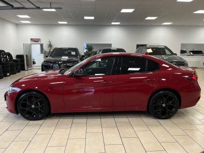 Alfa Romeo Giulia Veloce AWD Brembo*ACC*W-Paket*Leder*Navi*