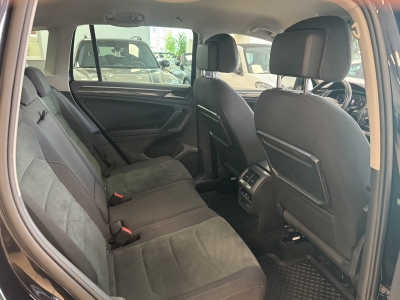 VW Tiguan 4M Highline*Active Info*AHK*LED*Navi*ACC