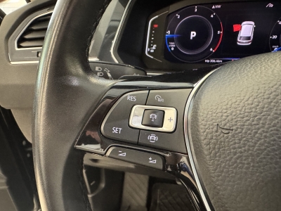 VW Tiguan 4M Highline*Active Info*AHK*LED*Navi*ACC