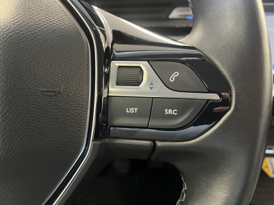 Peugeot 508 Allure*Full-LED*3-D-Navi*Cam*Leder*SHZ*PDC*