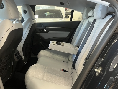 Peugeot 508 Allure*Full-LED*3-D-Navi*Cam*Leder*SHZ*PDC*