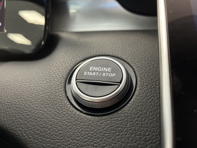 Mercedes-Benz C 300 e Avantgarde*Distronic+*LED*Navi*R.Cam*MBUX