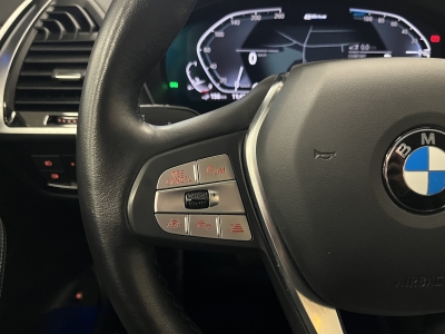 BMW X3 xDrive 30e*Luxury-Line*ACC*LED*HUD*RCam*Leder