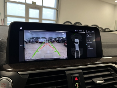 BMW X3 xDrive 30e*Luxury-Line*ACC*LED*HUD*RCam*Leder