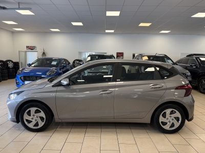 Hyundai i20 Select Mild-Hybrid*Spurhalte*Klima*SHZ*1Hand