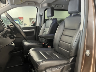 Peugeot Traveller Business*VIP*L2*AHK*Leder*PDC*Head-Up*