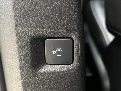 Peugeot Traveller Business*VIP*L2*AHK*Leder*PDC*Head-Up*