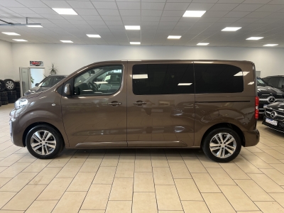 Peugeot Traveller Business*VIP*L2*AHK*Leder*PDC*Head-Up*
