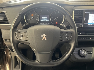 Peugeot Traveller Business*VIP*L2*AHK*Leder*PDC*Head-Up*