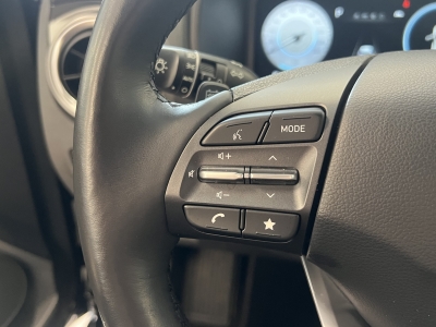 Hyundai KONA Select*2WD*CarPlay*Cam*PDC*WinterP.*SOH:95%