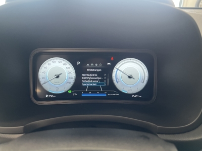 Hyundai KONA Select*2WD*CarPlay*Cam*PDC*WinterP.*SOH:95%