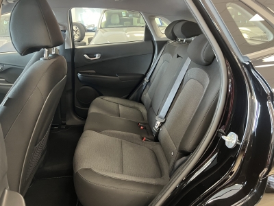 Hyundai KONA Select*2WD*CarPlay*Cam*PDC*WinterP.*SOH:95%