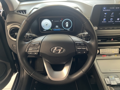 Hyundai KONA Select*2WD*CarPlay*Cam*PDC*WinterP.*SOH:95%