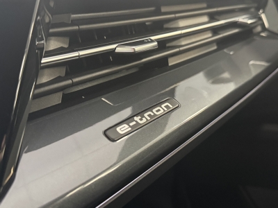 Audi Q4 45 e-tron quattro Sportback S-Line*HUD*Leder*