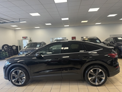 Audi Q4 45 e-tron quattro Sportback S-Line*HUD*Leder*