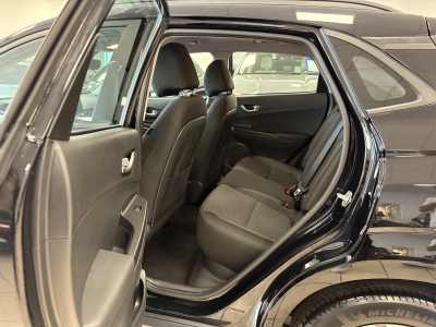 Hyundai KONA Select 2WD*ACC*R-Cam*CarPlay*SHZ*SOH:100%*