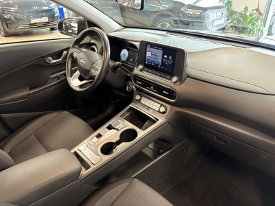 Hyundai KONA Select 2WD*ACC*R-Cam*CarPlay*SHZ*SOH:100%*