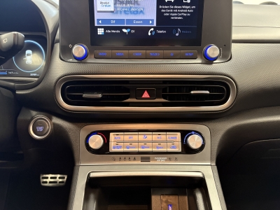Hyundai KONA Select 2WD*ACC*R-Cam*CarPlay*SHZ*SOH:100%*