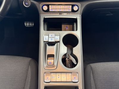 Hyundai KONA Select 2WD*ACC*R-Cam*CarPlay*SHZ*SOH:100%*