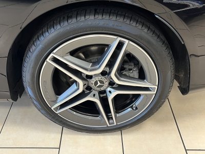 Mercedes-Benz C 300 4Matic AMG-Line Sport Pano. Leder LED Navi