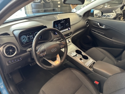 Hyundai KONA Edition 30+*2WD*Navi*CarPlay*Cam*SHZ*PDC*
