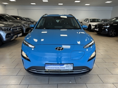 Hyundai KONA Edition 30+*2WD*Navi*CarPlay*Cam*SHZ*PDC*