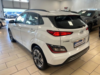 Hyundai KONA Select*2WD*CarPlay*ACC*Cam*SHZ*SOH:100%*