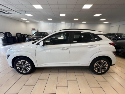 Hyundai KONA Select*2WD*CarPlay*ACC*Cam*SHZ*SOH:100%*