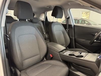 Hyundai KONA Select*2WD*ACC*CarPlay*Cam*WinterP.*SOH100%