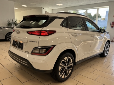 Hyundai KONA Select*2WD*ACC*CarPlay*Cam*WinterP.*SOH100%