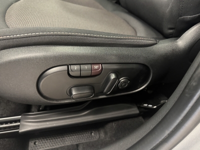 MINI Countryman Cooper SE Trim All4*Pano*LED*R-Cam*ACC