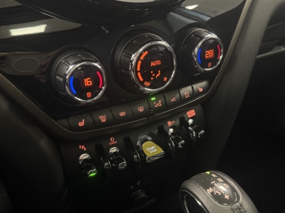 MINI Countryman Cooper SE Trim All4*Pano*LED*R-Cam*ACC