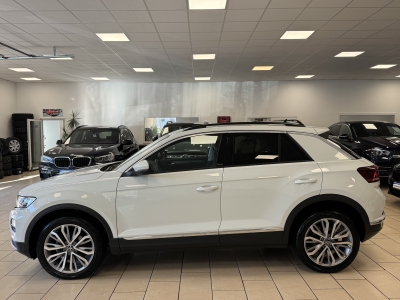 VW T-Roc Active*Panorama*SHZ*CarPlay*PDC*KlimaAuto*