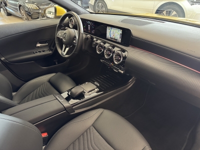 Mercedes-Benz CLA 250 e*Navi*R-Cam*SHZ*TeiLeder*DAB*CarPlay*