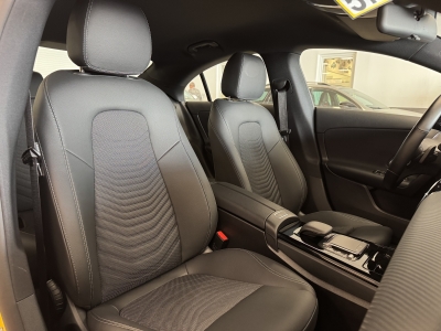 Mercedes-Benz CLA 250 e*Navi*R-Cam*SHZ*TeiLeder*DAB*CarPlay*