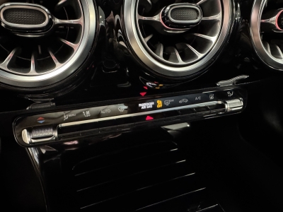Mercedes-Benz CLA 250 e*Navi*R-Cam*SHZ*TeiLeder*DAB*CarPlay*