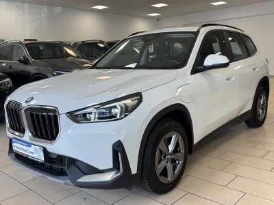 BMW X1 25 e xDrive*LED*Navi*R-Cam*SHZ*KeyLess*CarPlay*