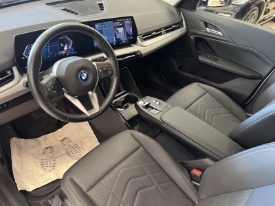 BMW X1 25 e xDrive*LED*Navi*R-Cam*SHZ*KeyLess*CarPlay*